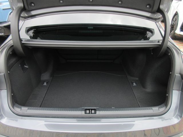 LEXUS IS300h