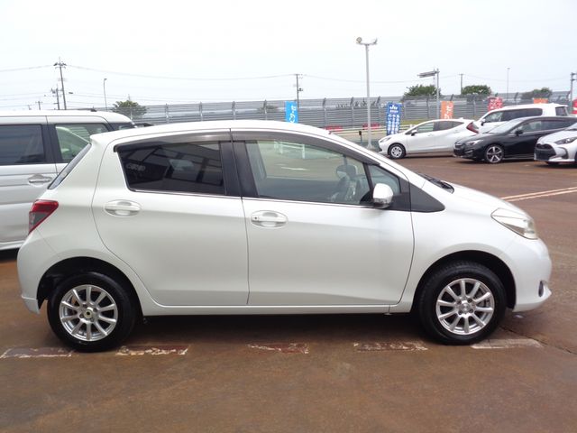 VITZ  4WD