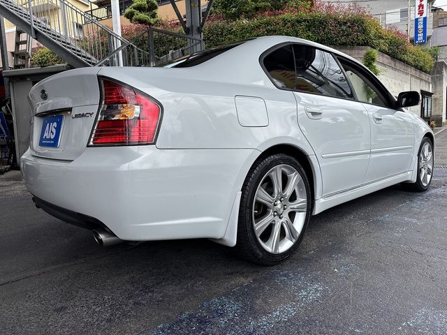 LEGACY B4