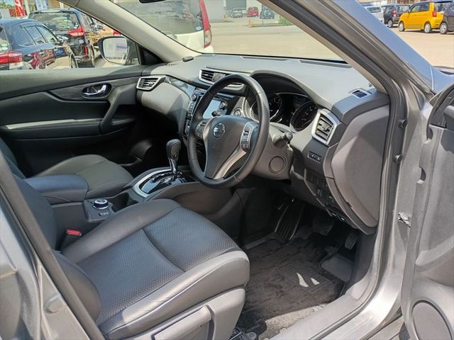 X-TRAIL 4WD