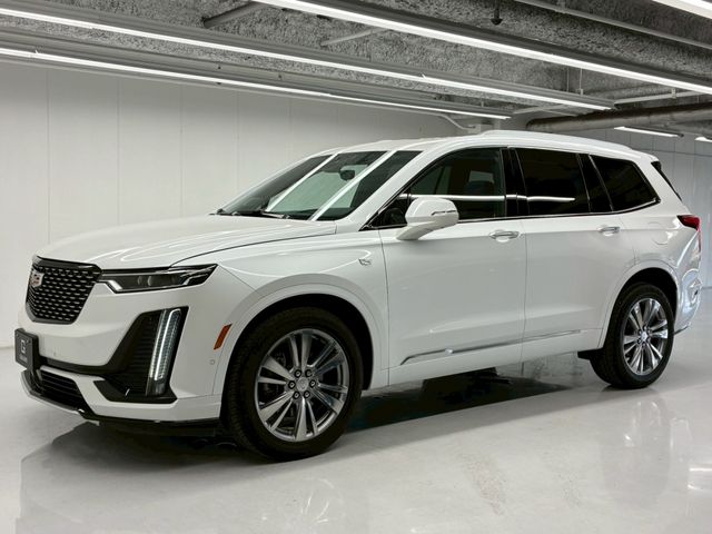 CADILLAC XT6
