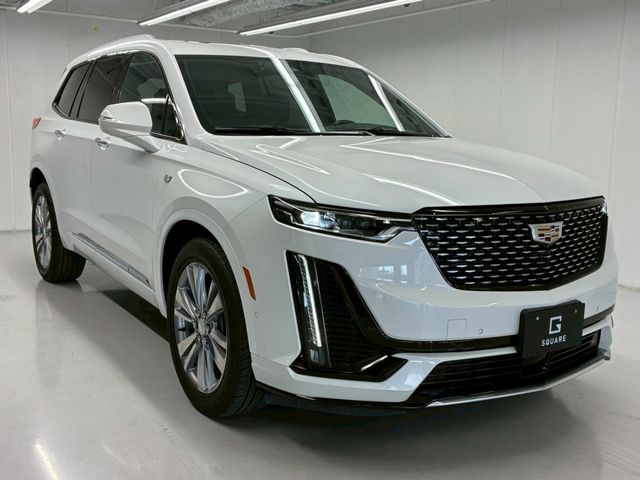 CADILLAC XT6