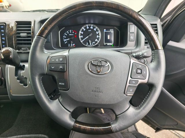 HIACE van 2WD
