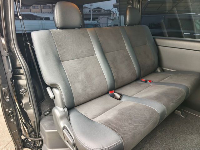 HIACE van 2WD