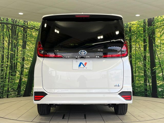 NOAH HYBRID 4WD