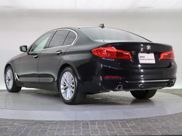 BMW 5series sedan