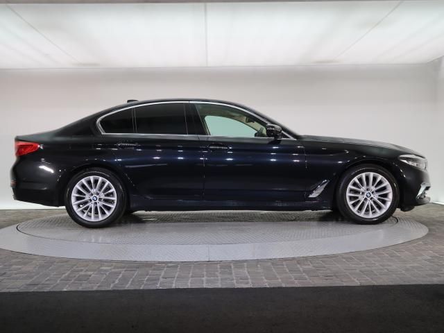 BMW 5series sedan