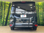VOXY HYBRID