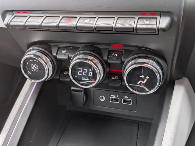 RENAULT LUTECIA