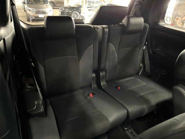 ALPHARD hybrid 4WD