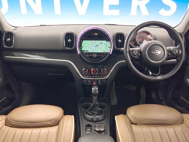 BMW MINI COOPER SD CROSSOVER
