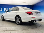 MERCEDES BENZ E class sedan