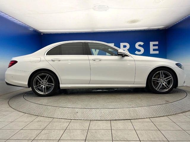 MERCEDES BENZ E class sedan
