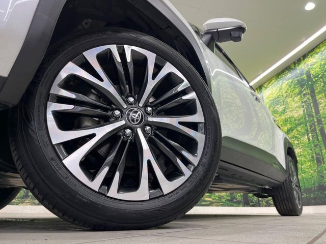 YARIS CROSS HYBRID