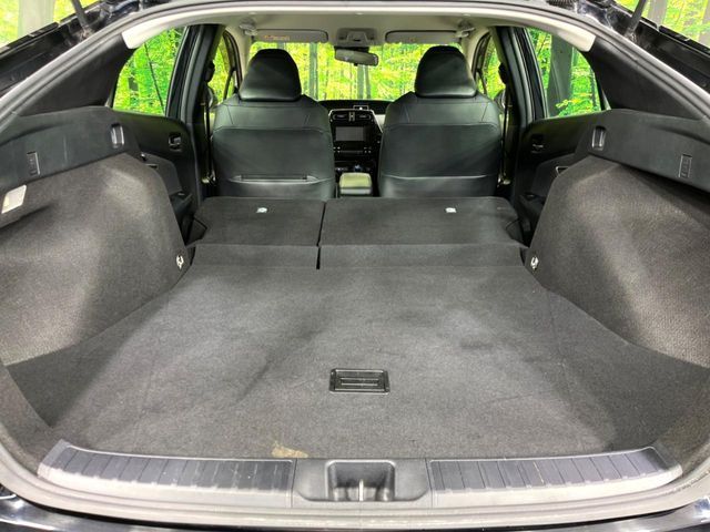 PRIUS 4WD
