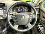 CROWN sedan