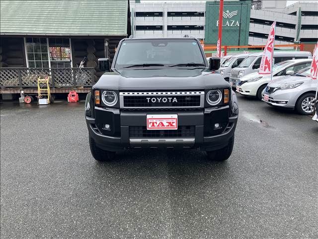 LANDCRUISER 250