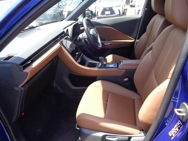 LEXUS LBX
