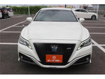CROWN sedan hybrid