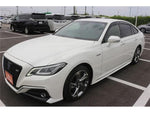CROWN sedan hybrid