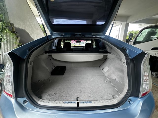 PRIUS PHV
