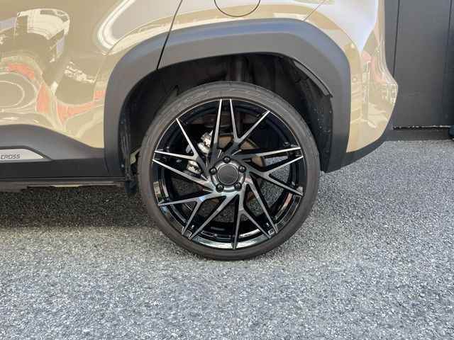 YARIS CROSS HYBRID