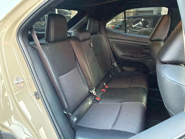YARIS CROSS HYBRID