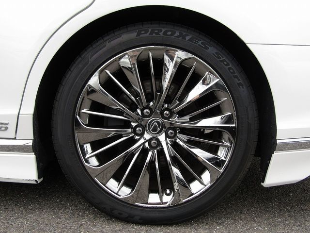 LEXUS LS500h