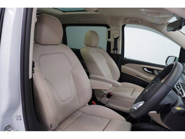 MERCEDES BENZ V class