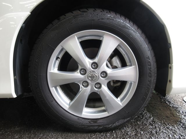 ESTIMA HYBRID 4WD