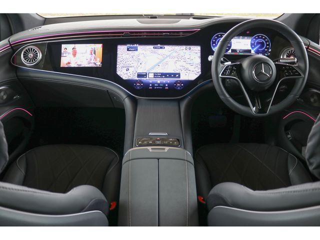 MERCEDES BENZ EQS SUV