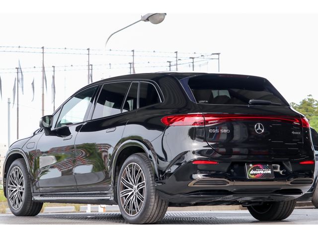 MERCEDES BENZ EQS SUV