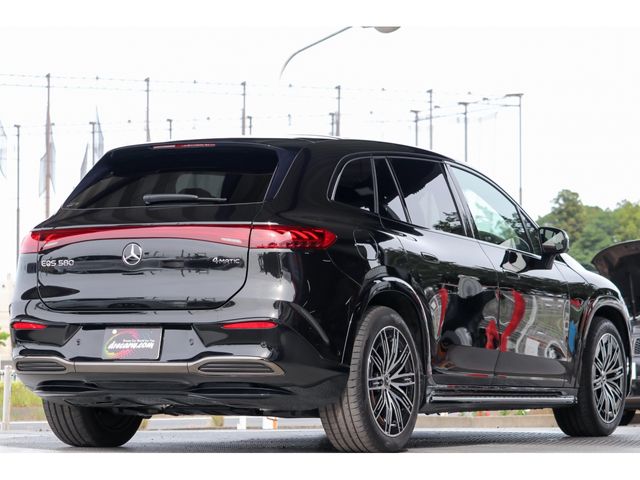 MERCEDES BENZ EQS SUV