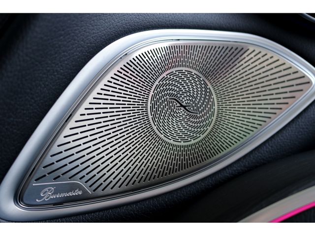 MERCEDES BENZ EQS SUV