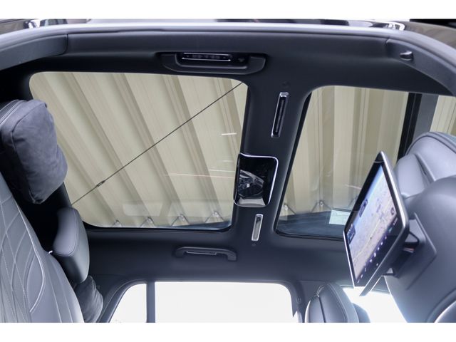 MERCEDES BENZ EQS SUV