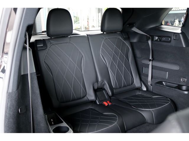 MERCEDES BENZ EQS SUV
