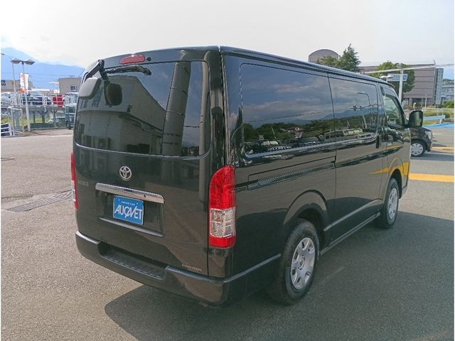 HIACE van 4WD