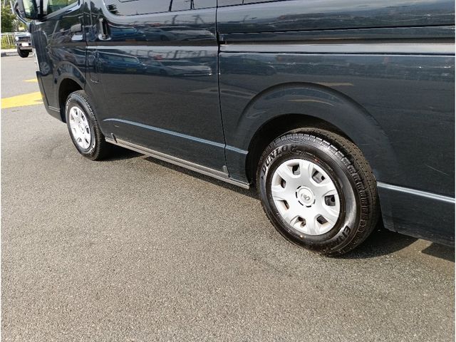 HIACE van 4WD