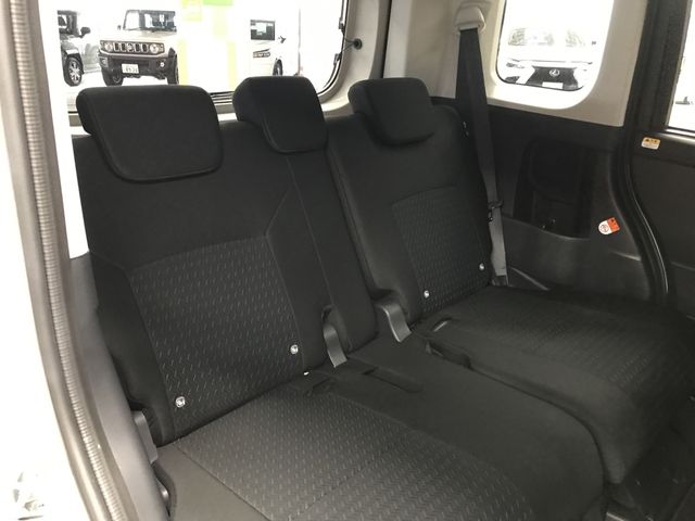 ROOMY