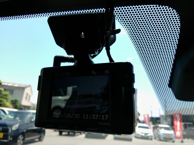 LEXUS IS300h
