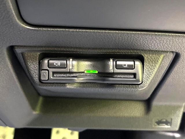 LEVORG LAYBACK