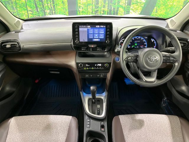 YARIS CROSS HYBRID