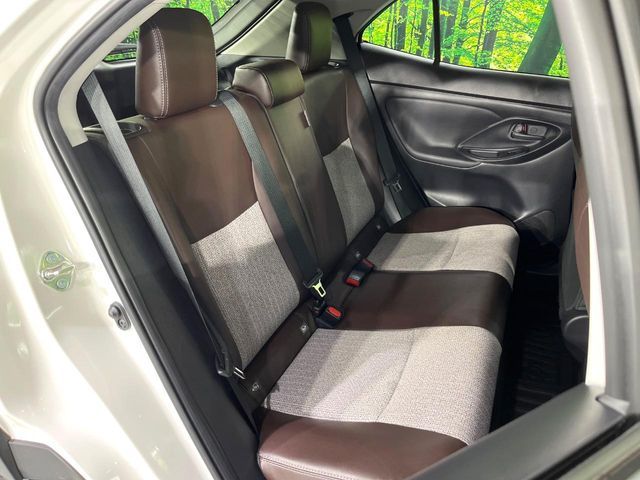 YARIS CROSS HYBRID
