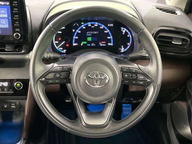 YARIS CROSS HYBRID