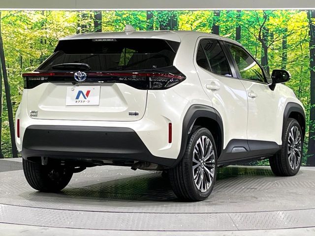 YARIS CROSS HYBRID