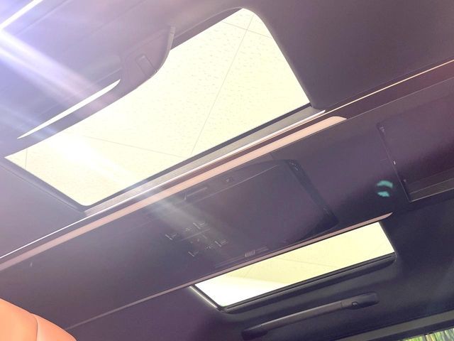 VELLFIRE  HYBRID
