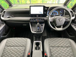 VOXY HYBRID
