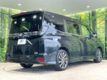 VOXY HYBRID