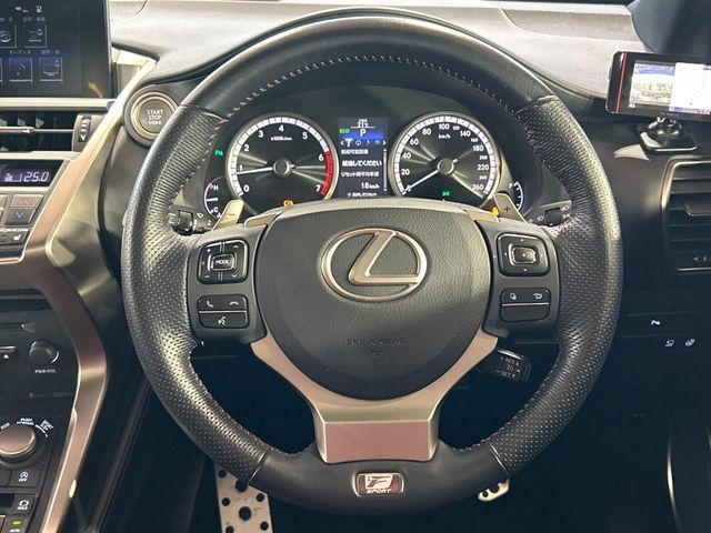 LEXUS NX200t