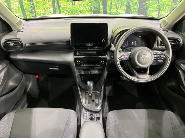 YARIS CROSS